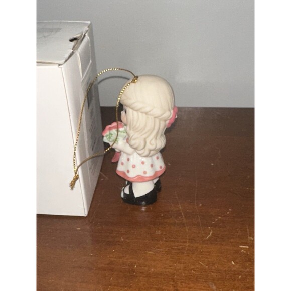 Precious Moments Wishing You A Beautiful Christmas 161002 Ornament 2015 - Picture 2 of 6